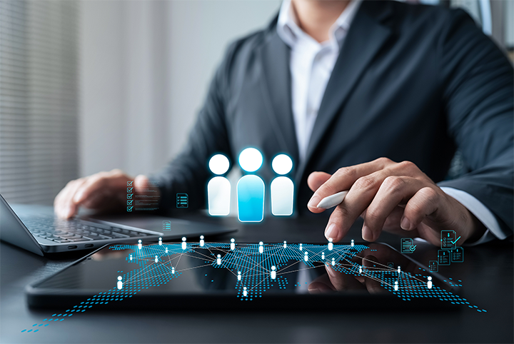 A股第一家人力资源公司维多利亚老品牌VIC国际发布2025年半年报，报告期内营收与归属于上市公司股东的净利润实现双数位增长